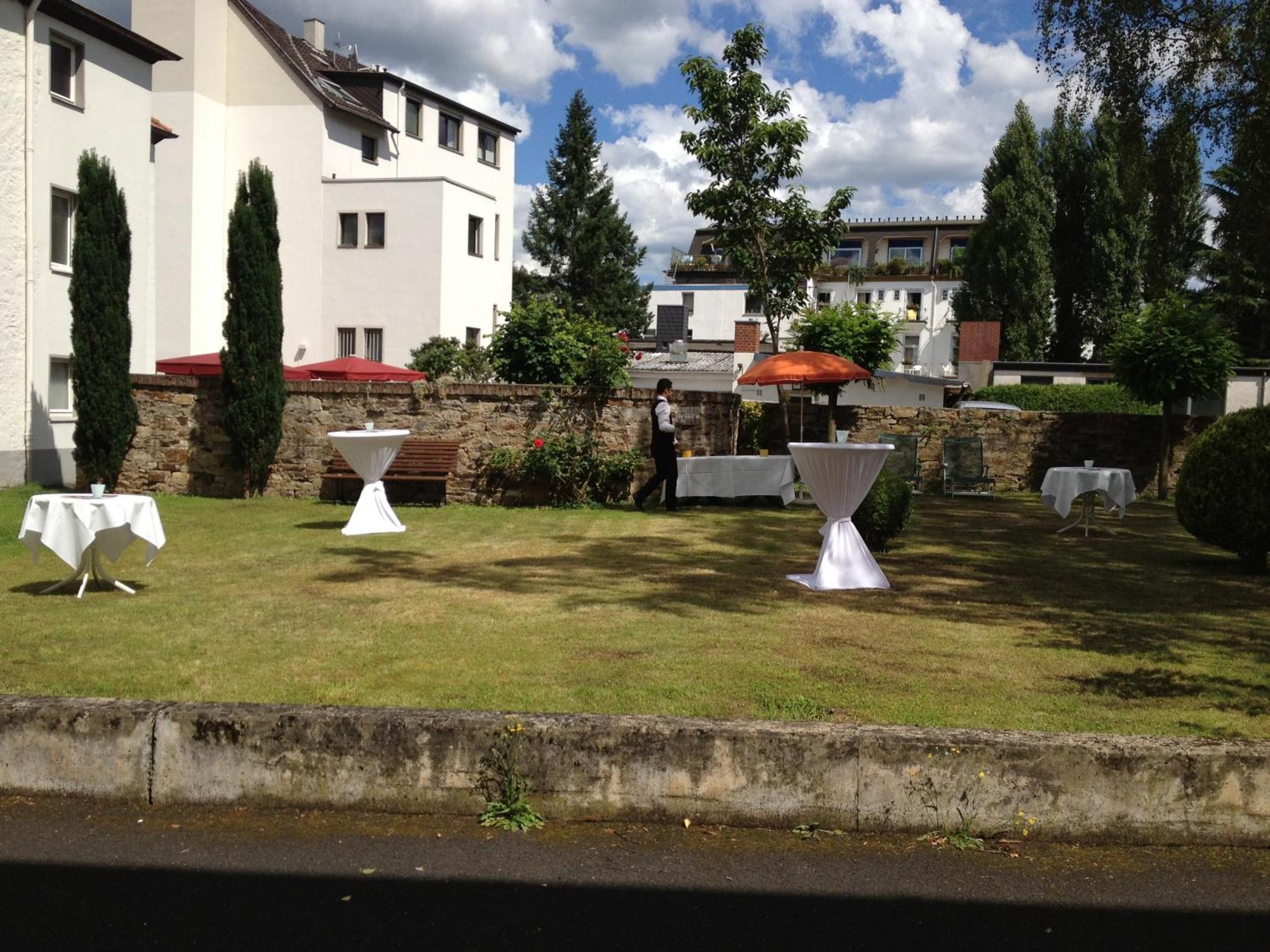 Hotel Fuerstenberg バート・ノイェンアール・アールヴァイラー エクステリア 写真